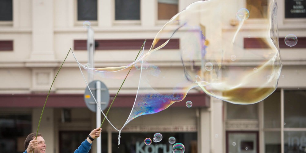 Julian Cox CF Otago page masthead bubbles